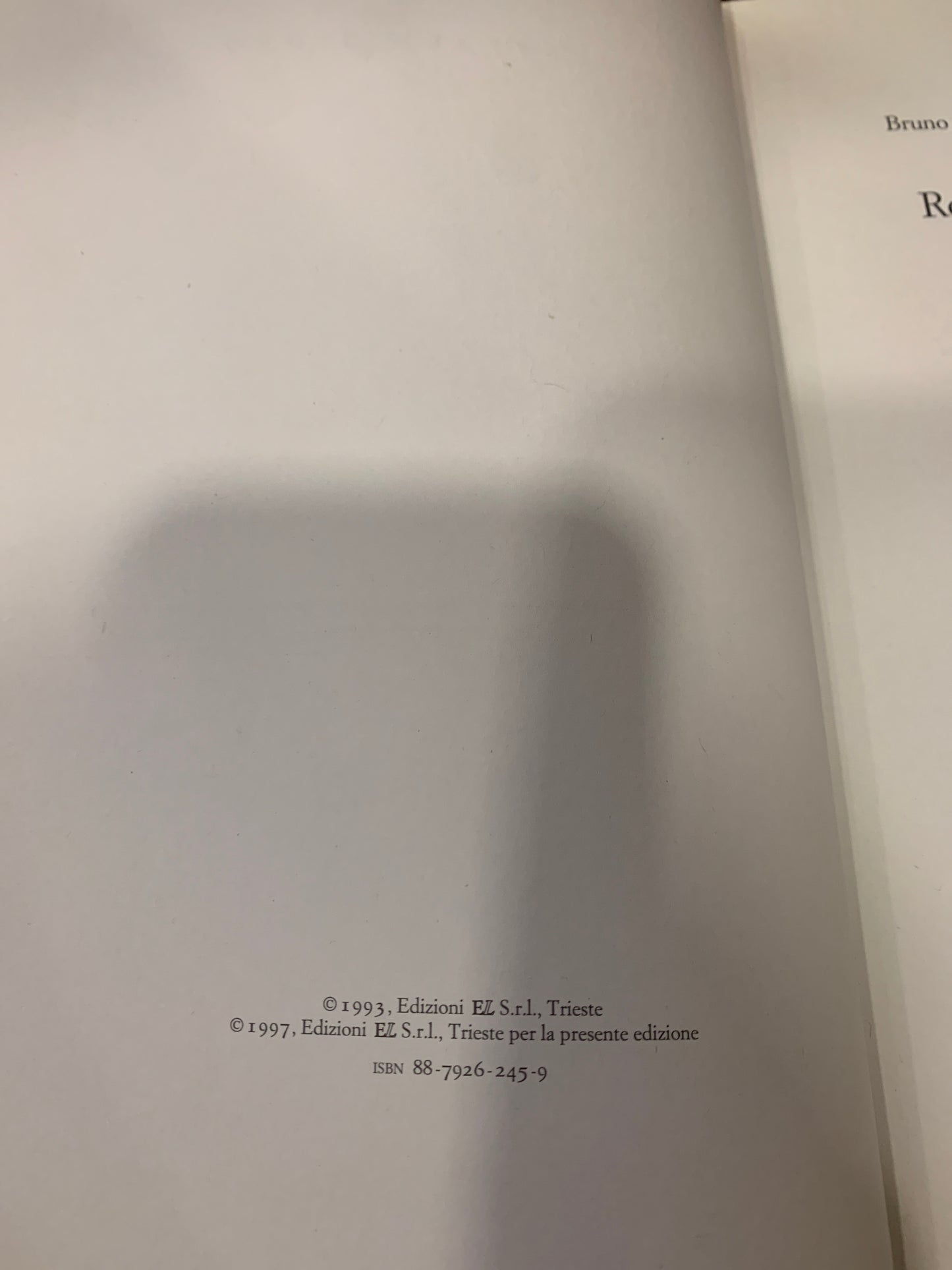 Libro Cappuccetto Rosso Verde Giallo Blu E Bianco