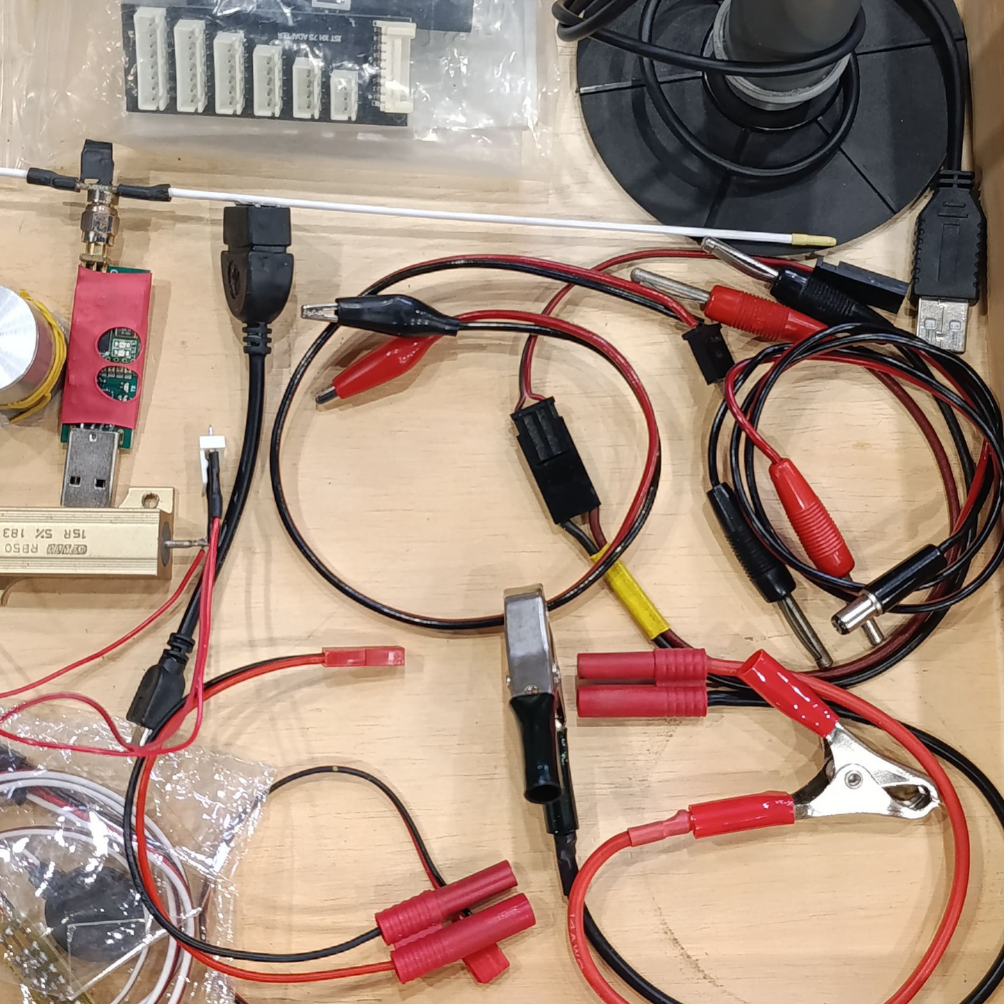 Trasmittente Aeromodellismo Graupner MC-24 Valigia Accessori