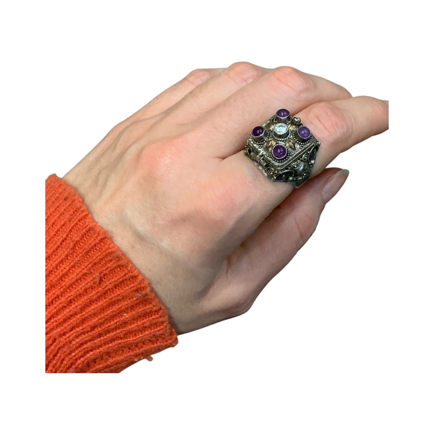 Anello Vintage Con Scomparto