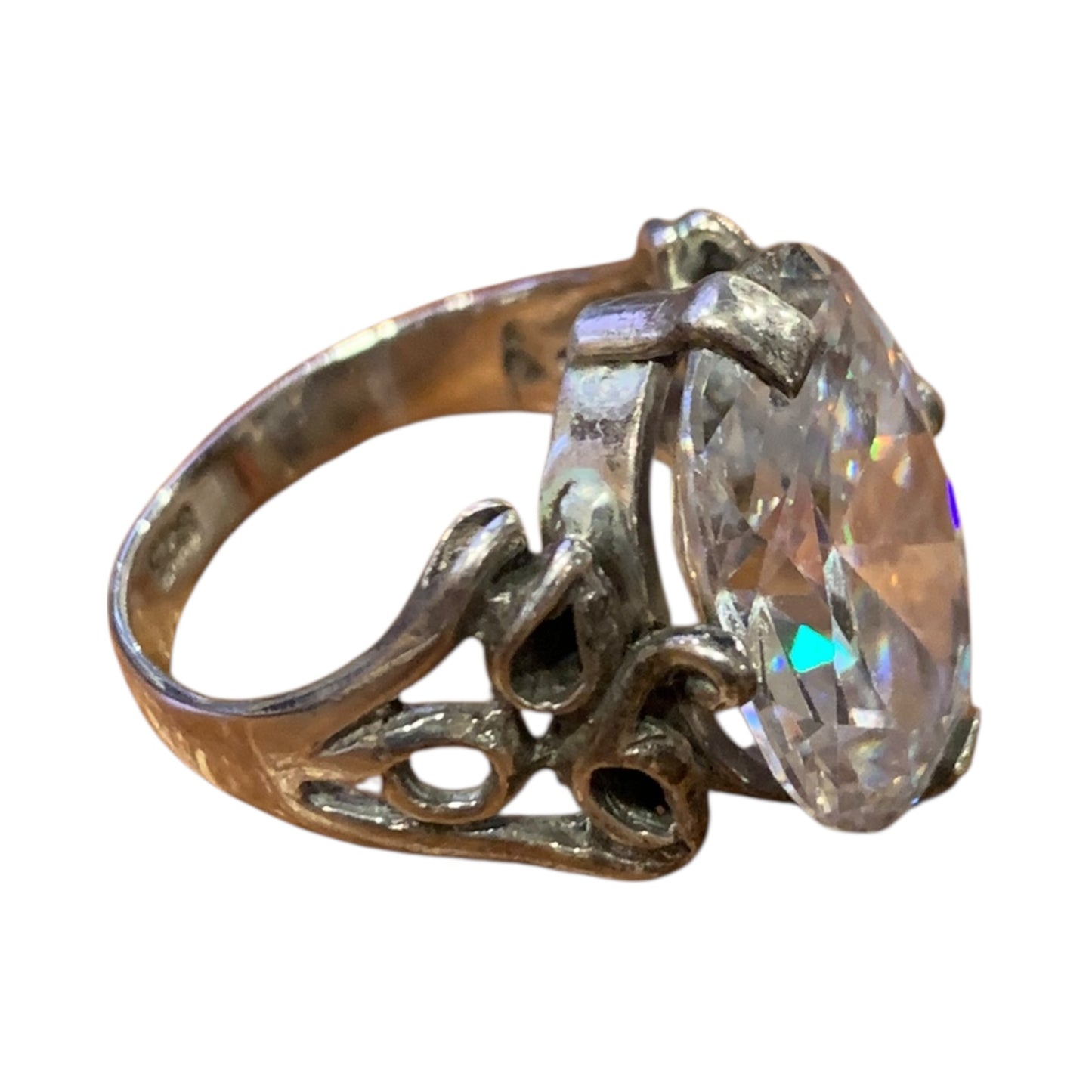 Anello Vintage Con Brillante Ovale