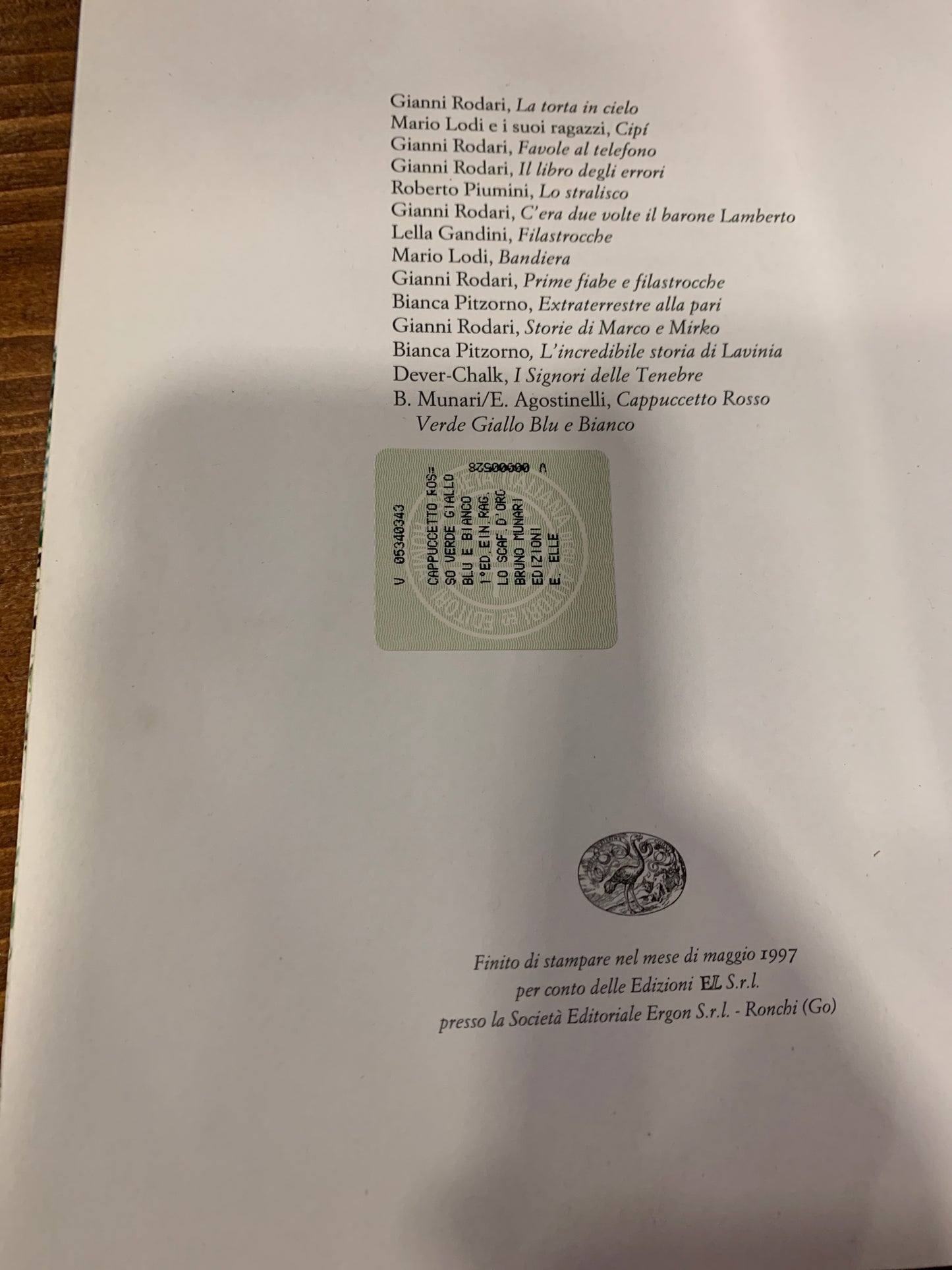 Libro Cappuccetto Rosso Verde Giallo Blu E Bianco