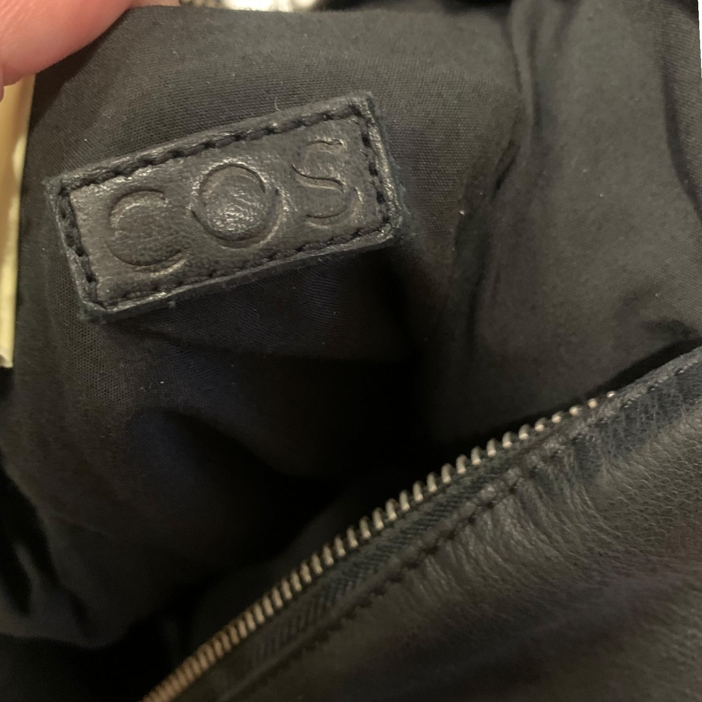 Borsa Grande Cos Pelle Nero