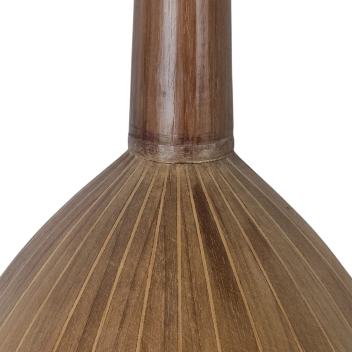 Oud In Legno Di Cedro E Noce